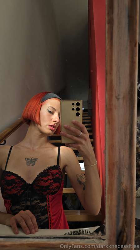 ❤️ Red has taken over me ❤️