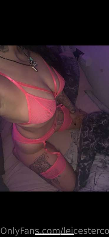 Ivy is so sexy. She makes me horny just looking at her 😈😈😈💦💦..