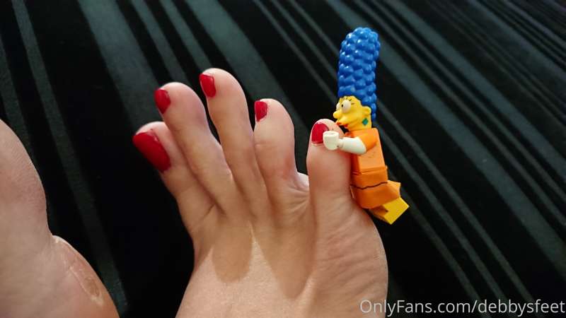 Playing whit Marge Simpson 👣☺️