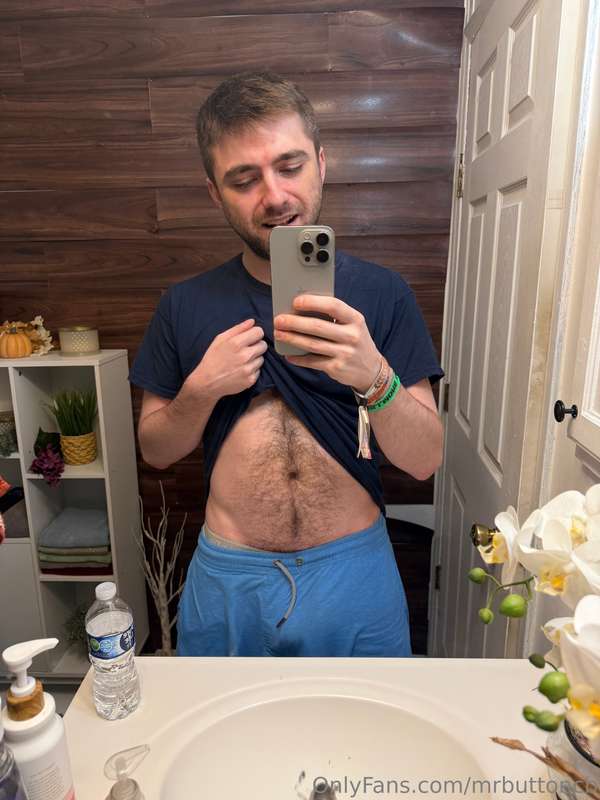 mrbuttoncb image #1