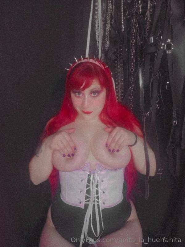 anita_la_huerfanita