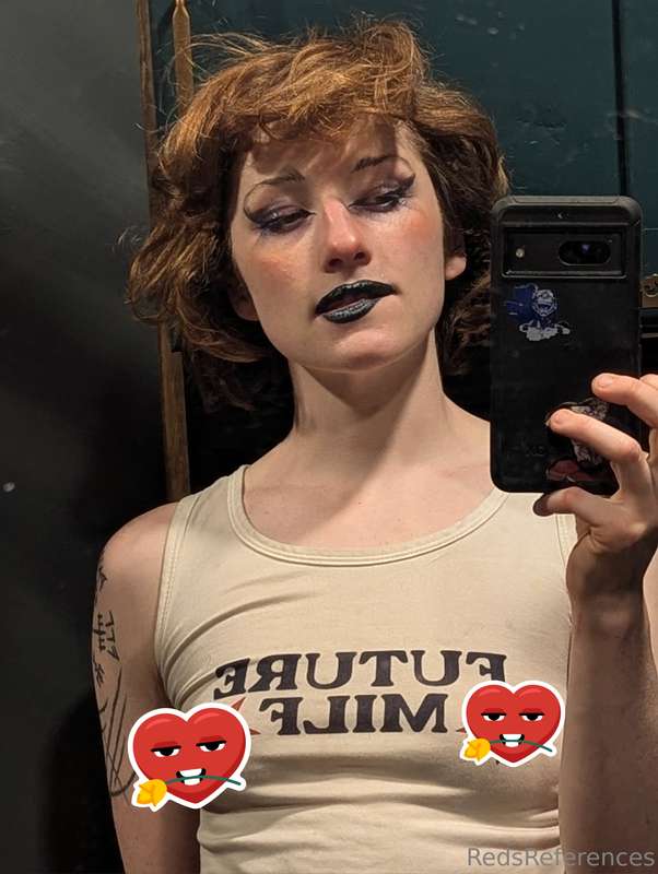 Goth GF is back this week. Who's ready? 🕷️🦇