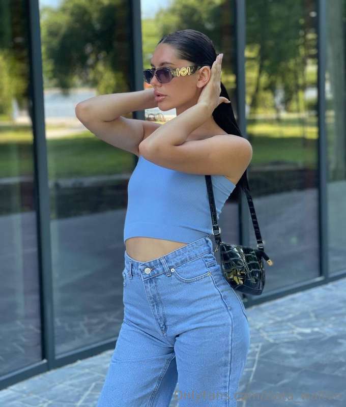 ☀️ Summer is long gone, but I'm still ready to enjoy every w..