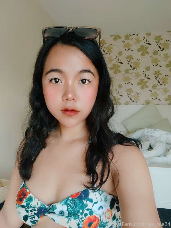 How is everyone? I'm in a summer holiday and the internet he..