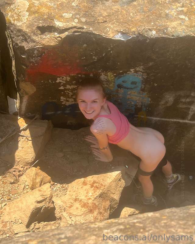 Wanna climb down here and fuck meee? 🪨