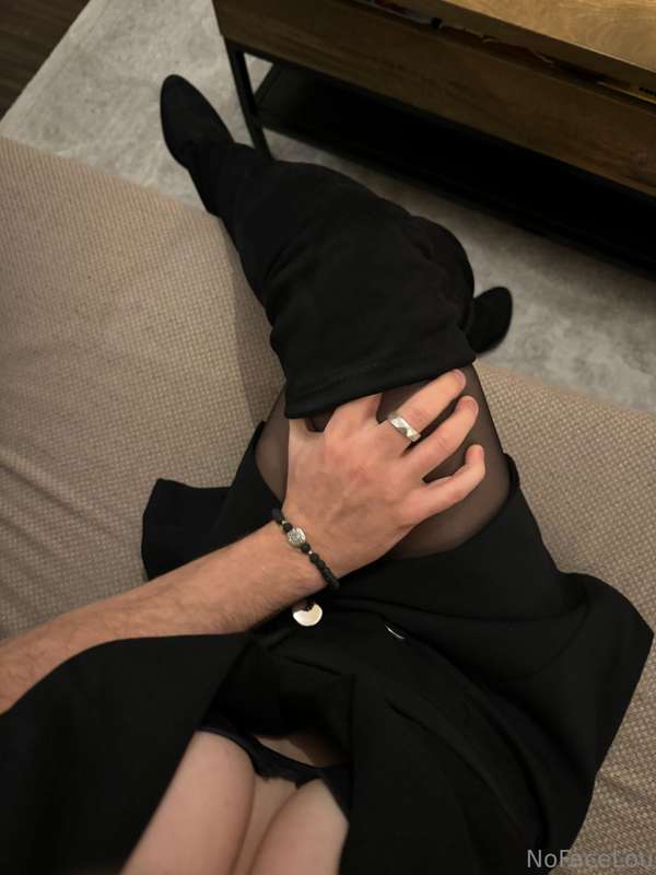 Are you ready for this? Watch him make me cum with his hand...
