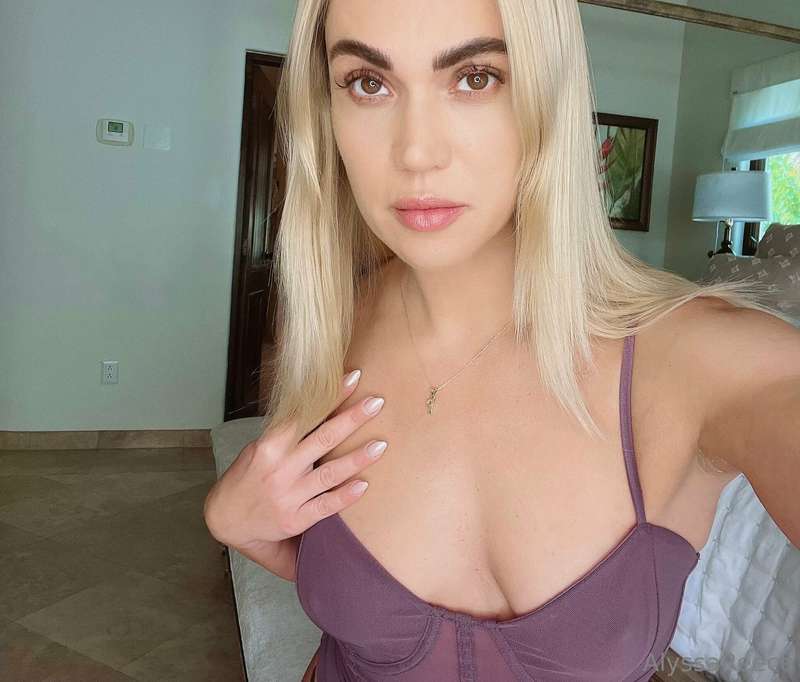 alyssareece image #2
