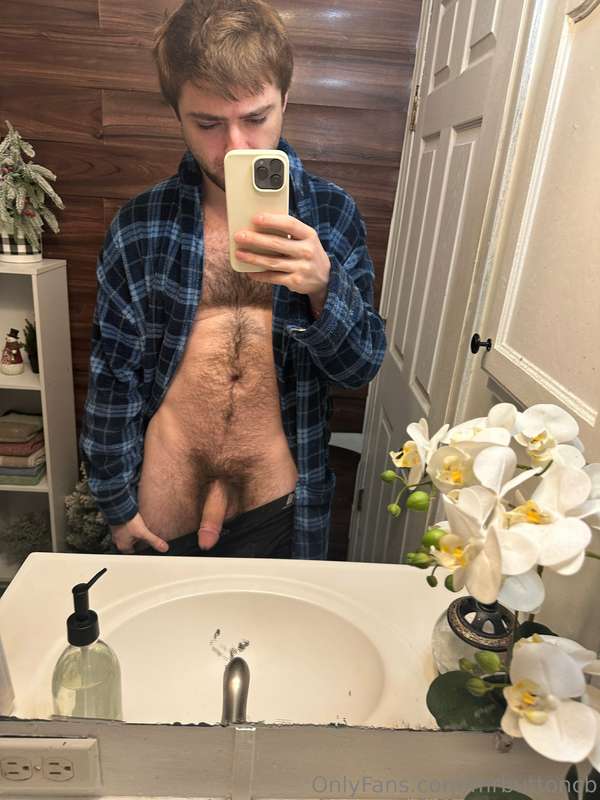 mrbuttoncb image #2