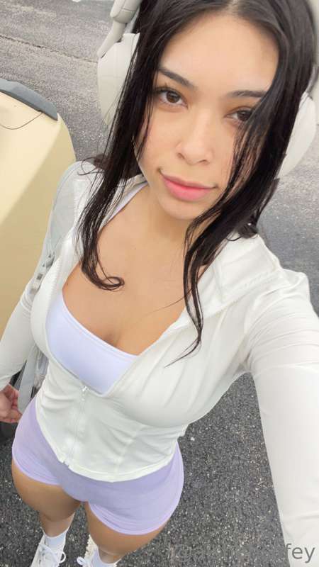 Aishah Sofey 在 Tocromo 的第 699 張照片