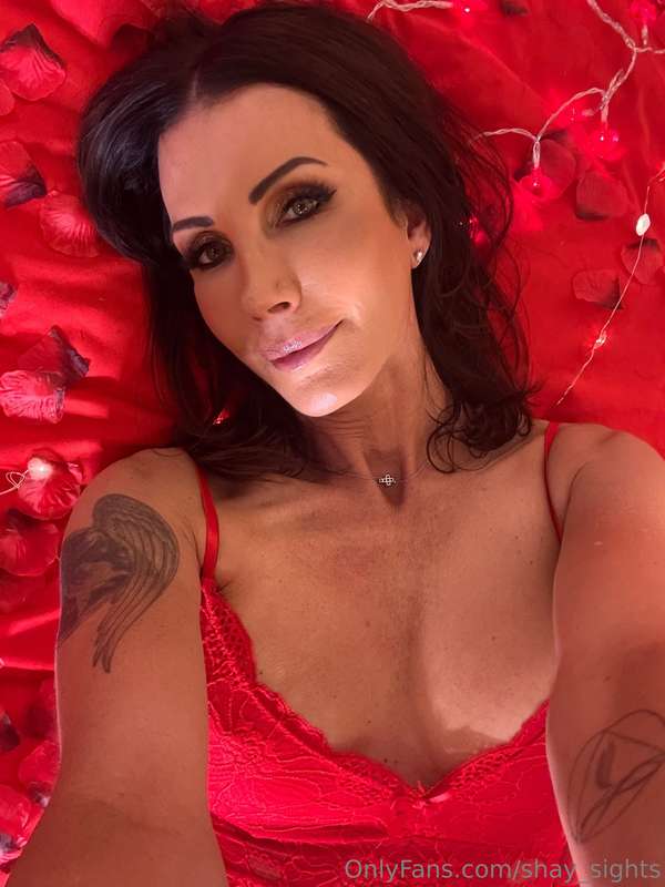Wouldn't you like to lie down next to me? 😉