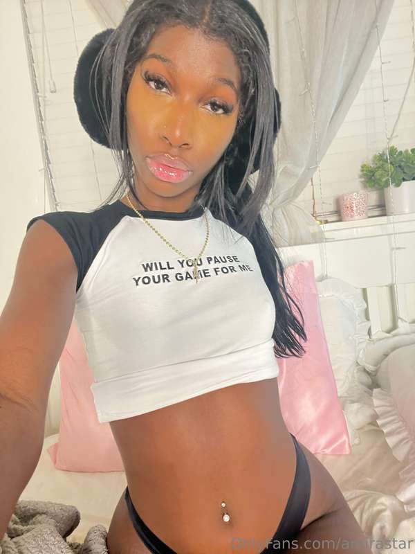 did i distract u?? 
swipe to the end 🍑….