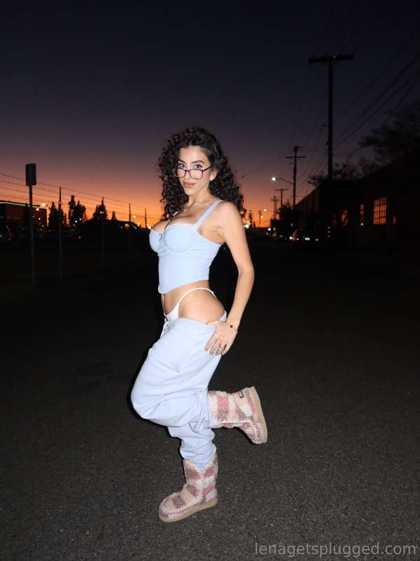 lenatheplug image #0