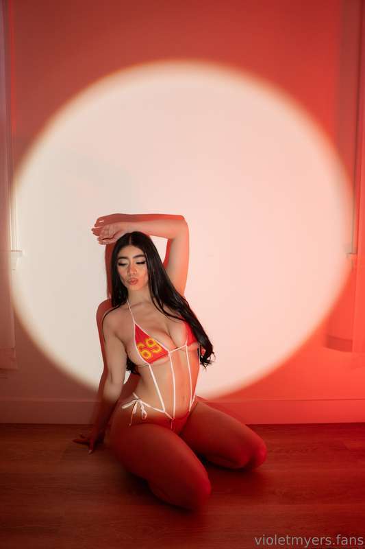 Foto 416 de Violet Myers en Tocromo