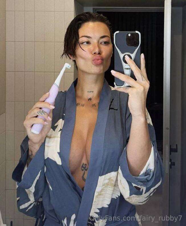 She is a REAL girl🥵 @jacqueline_jacqueline and she can teach..