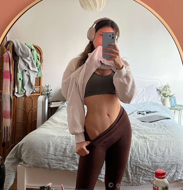 looking for a gym buddy who can help stretch me out and impr..