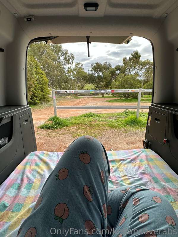 Let’s go for a drive 🚙🍑
