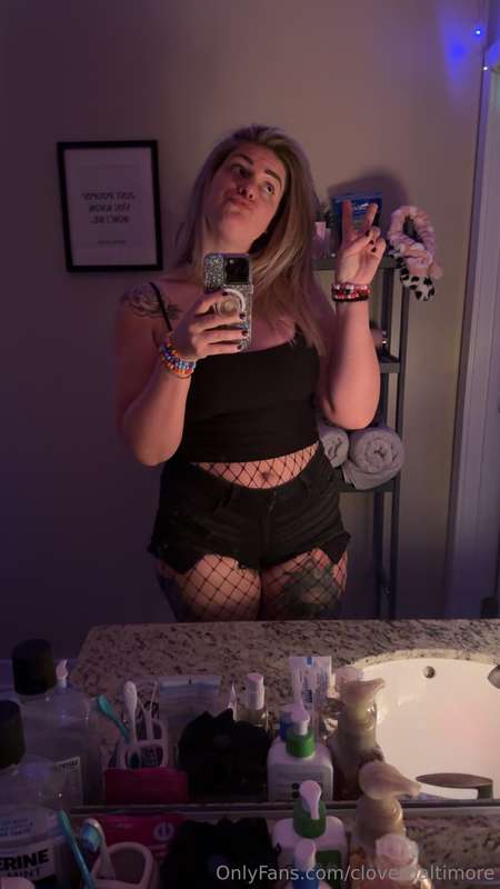 Hey guys!!!! Hoping on live tonight and tomorrow!!! I’ll be ..