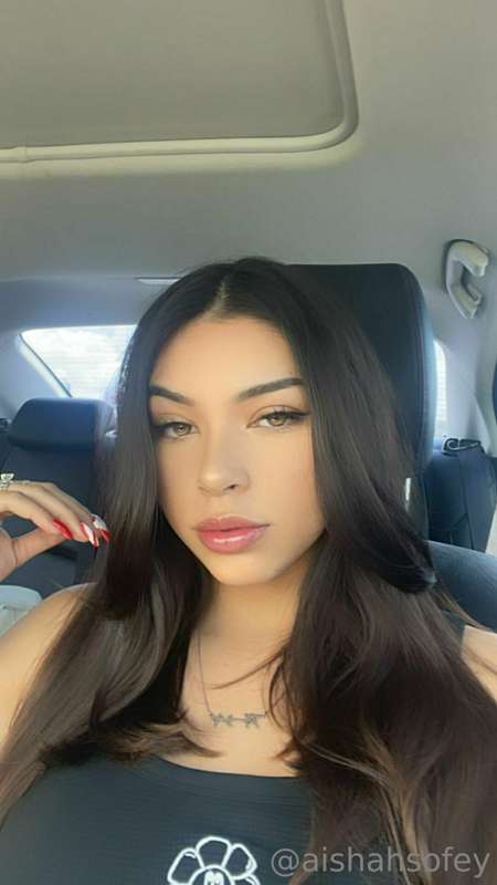 Aishah Sofey 在 Tocromo 的第 450 張照片
