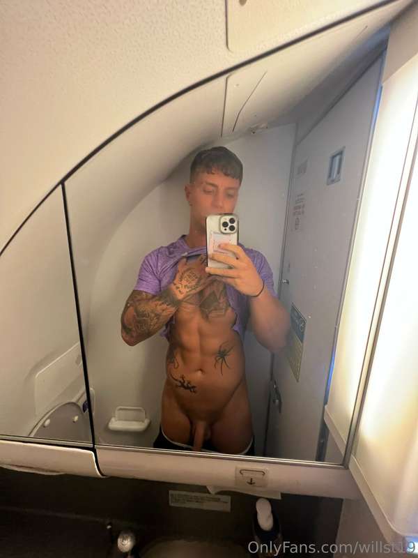 Who would join me in the plane ✈️ bathroom?