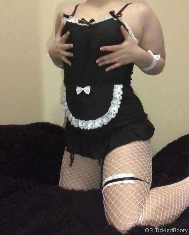 tickledbooty image #4