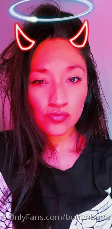 do you like angel or demon?? 😇😏😈