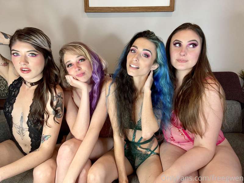 these girls down baddd. 💦 @emberann4 @sunny420princess @miss..