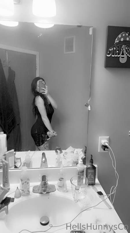 hells_hunny
