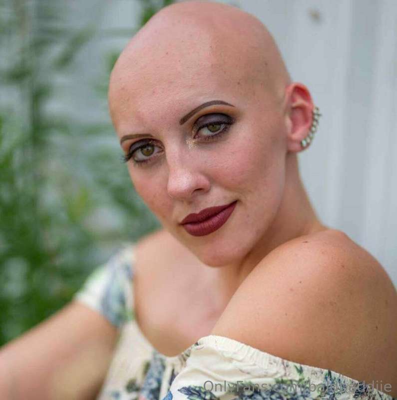 baldbaddiie