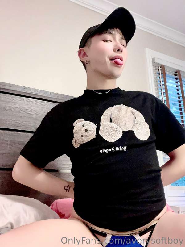 averysoftboy image #1