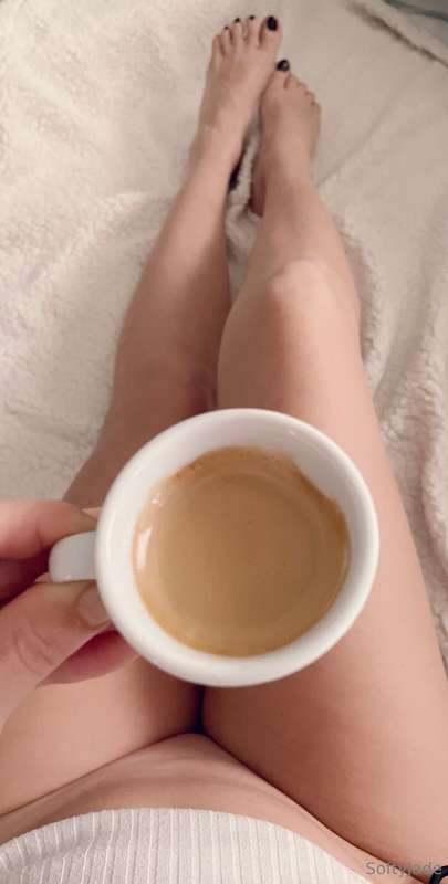 Buongiorno!!!☀️ Un caldo caffè come un caldo abbraccio! 