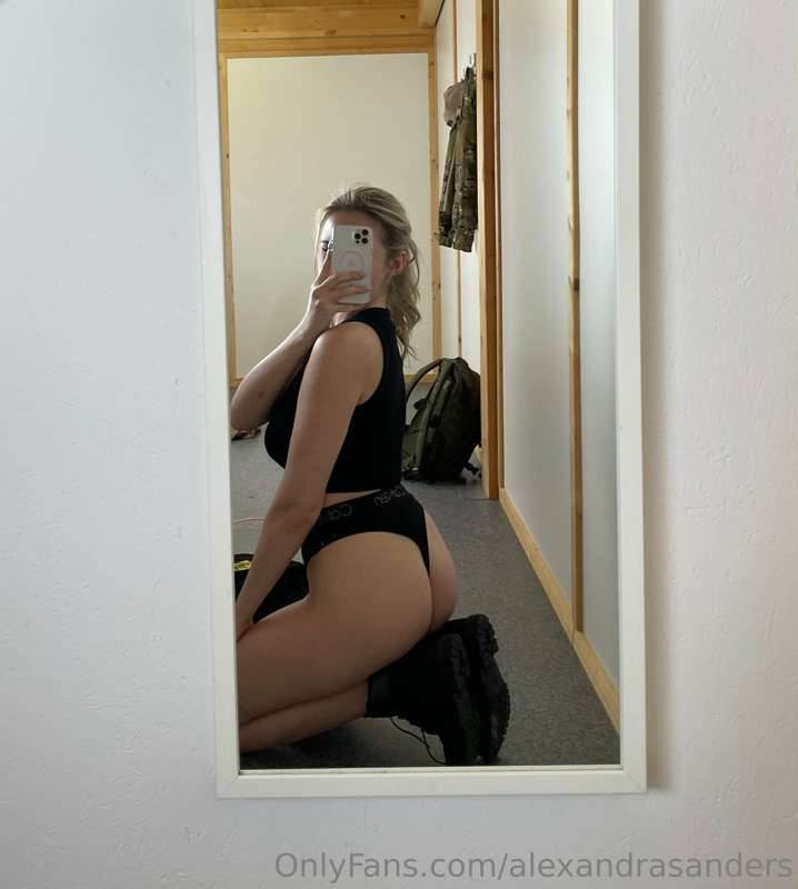 alexandrasanders