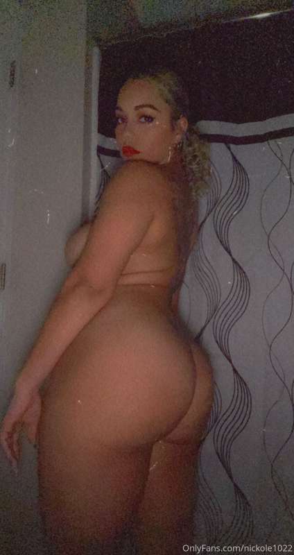 nickole1022