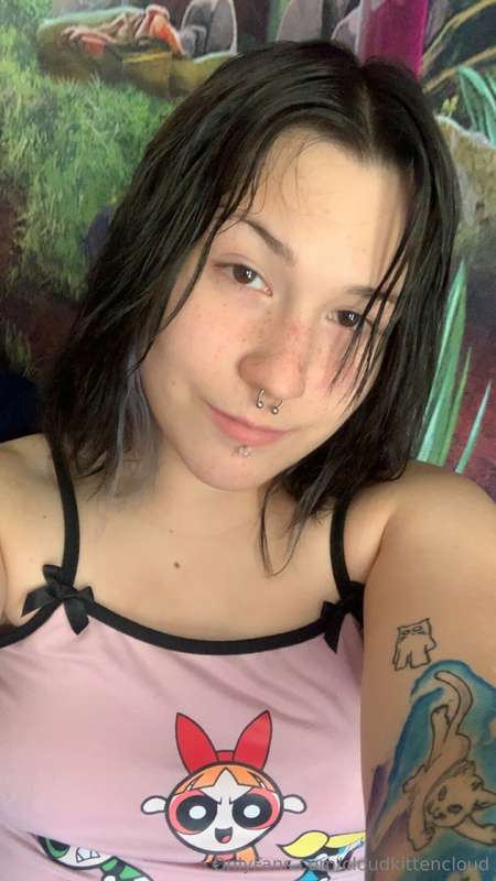 New hair 😳🖤🤍