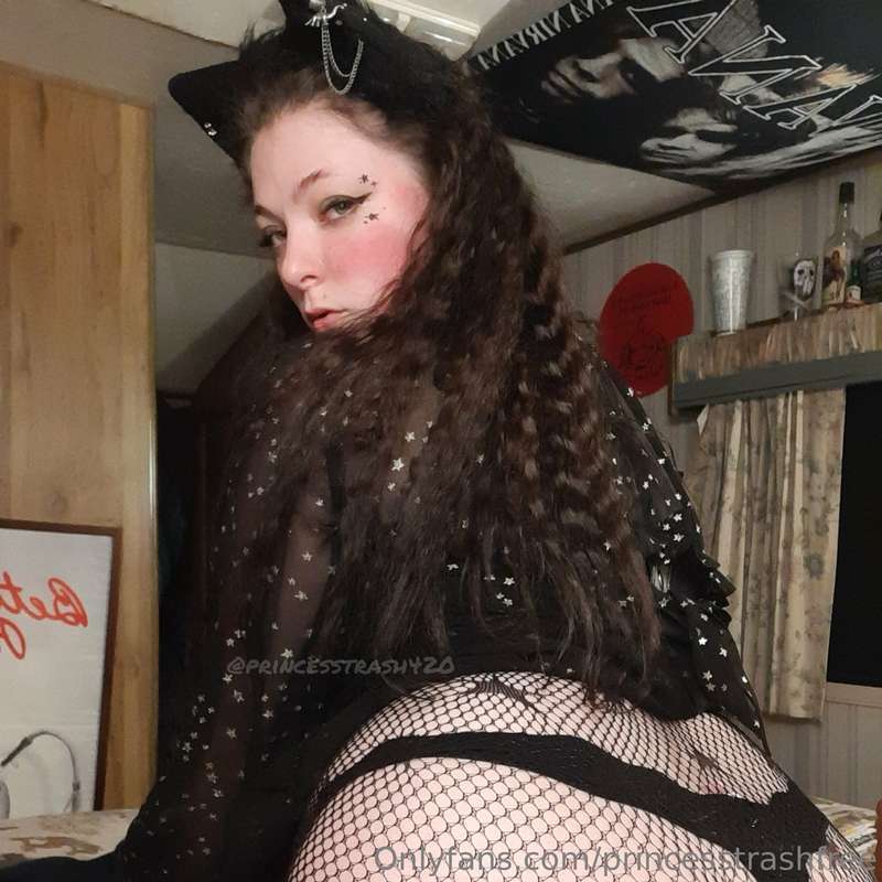Unlock to see full pics and videos 🥵💕