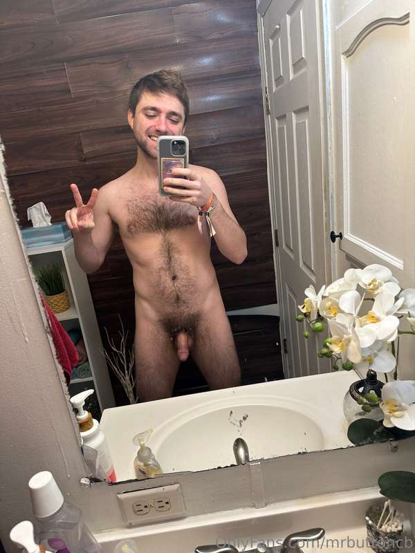 mrbuttoncb image #0