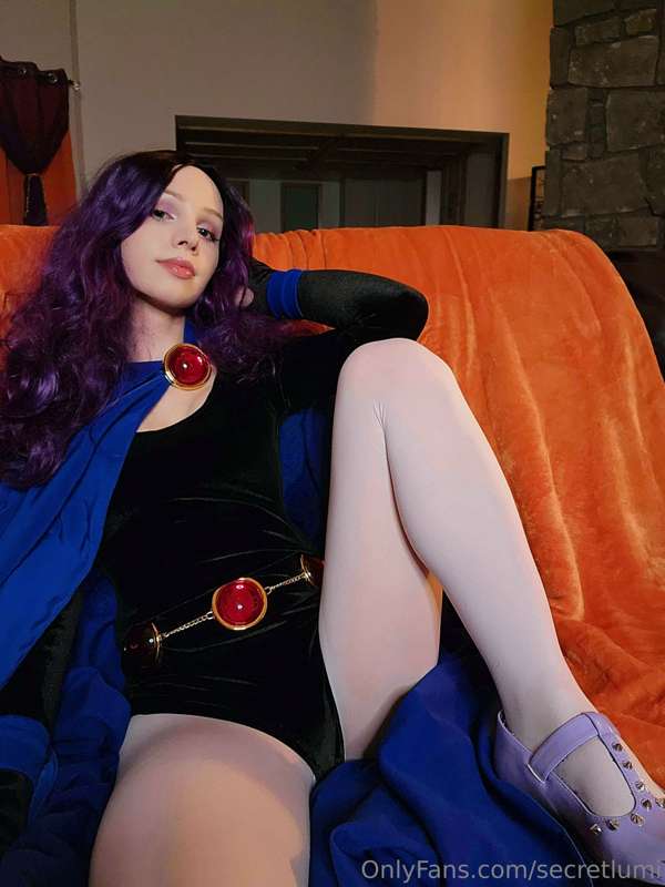relaxing after a long day SAVING THE WORLD.. can i get a tha..