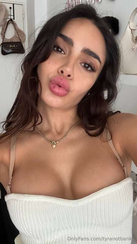 felt cute 😽🤍