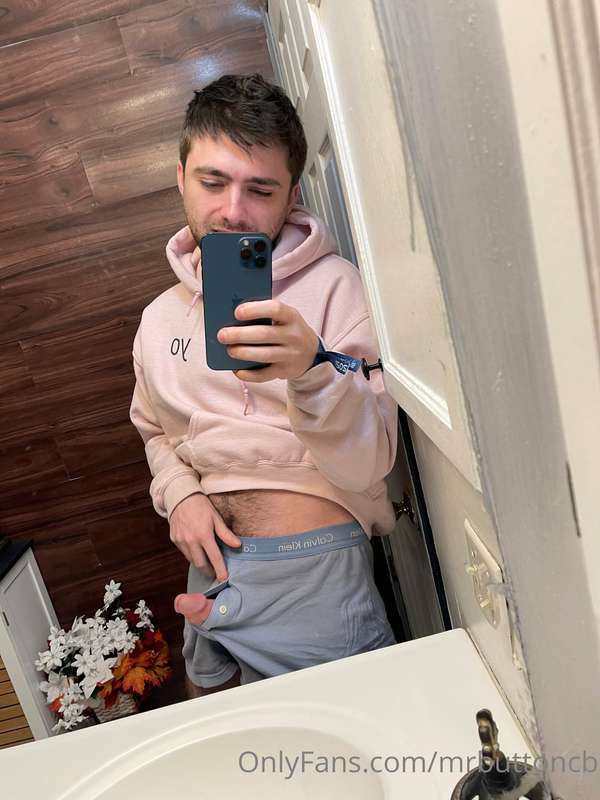 mrbuttoncb image #0