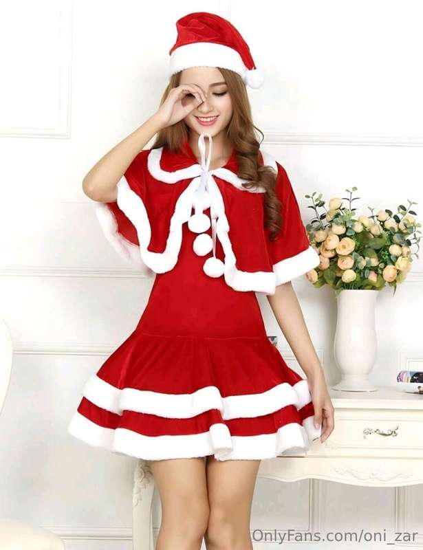 Quiero hacer un set navideño, pero no sé que traje escoger. ..