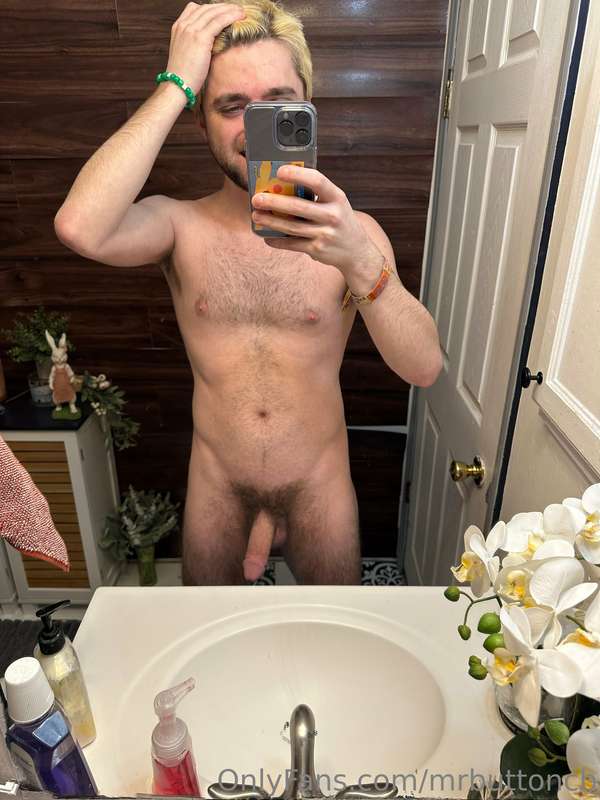 mrbuttoncb image #3