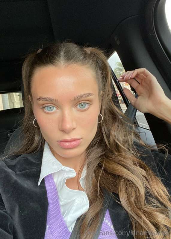 Foto 75 de Lana Rhoades en Tocromo