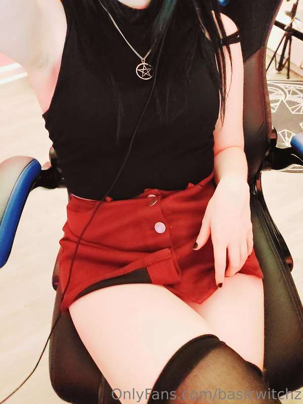 basicwitchz image #0