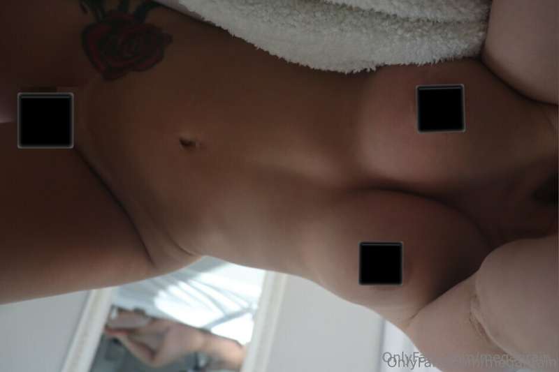 Photo 831 of Megan Rain on Tocromo