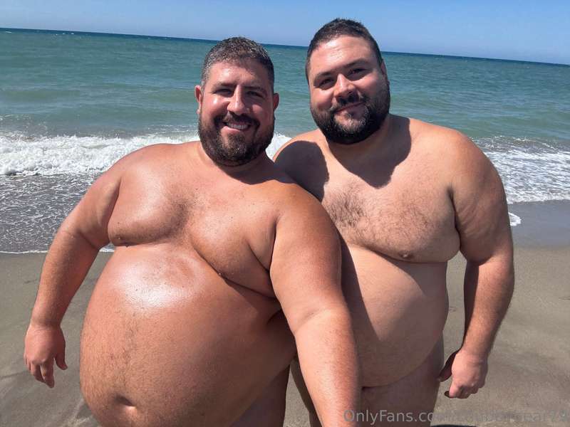 Pictures with hubby at the beach… do you notice we are fatte..