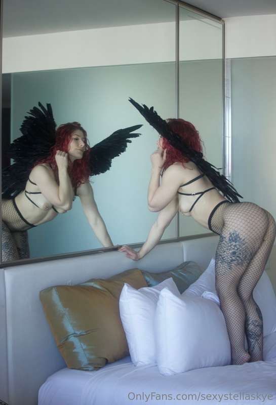 sexystellaskye