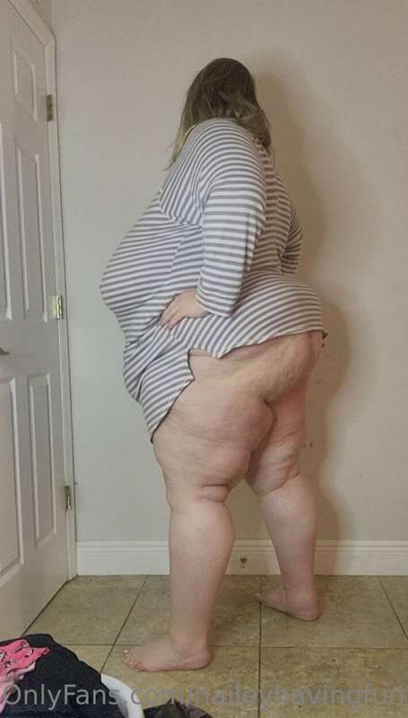 haileyhavingfun image #1