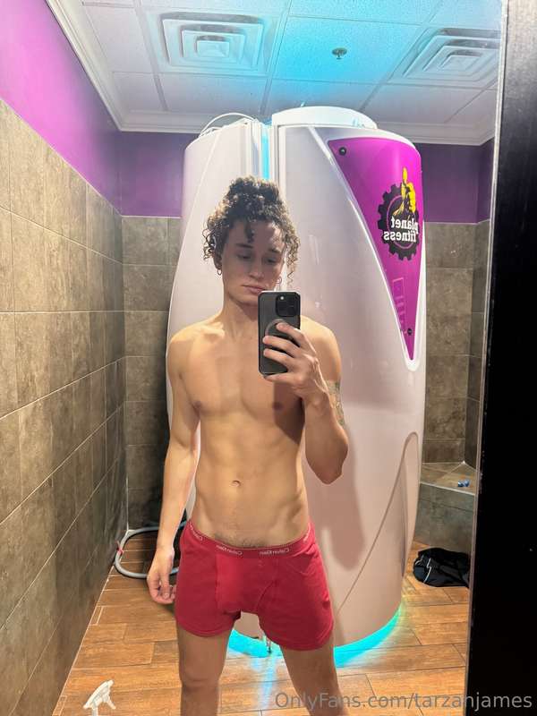 Been hard all day… think you can help? 😈