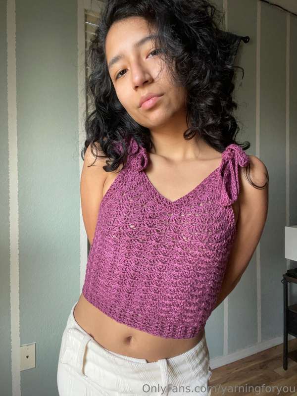 crocheted the cutest top!! i used a technique called the “sh..