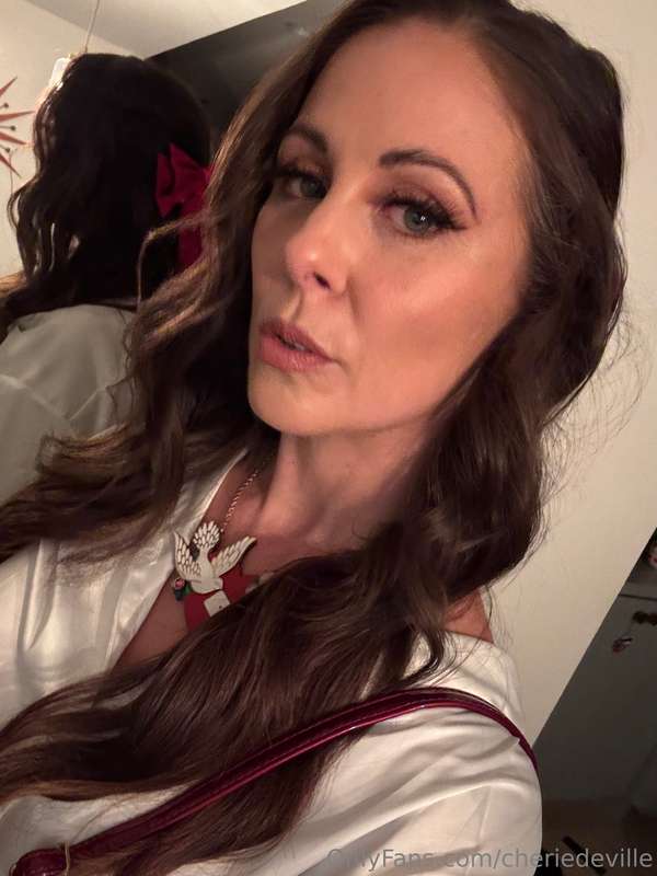 Photo 575 of Cherie DeVille on Tocromo