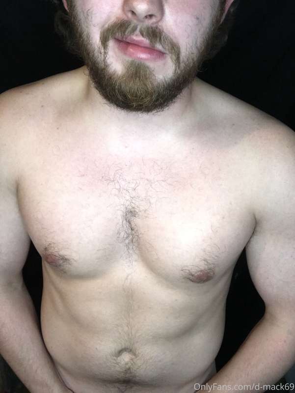 Damn i love how my body looks with this new light. What do y..